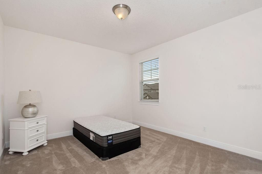 待售: $1,480,000 (6 贝兹, 4 浴室, 4522 平方英尺)