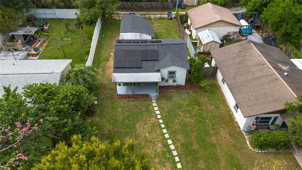 For Sale: $325,000 (2 beds, 1 baths, 787 Square Feet)