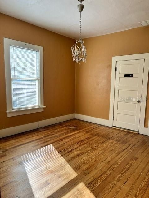 待售: $14,400 (0 贝兹, 0 浴室, 1914 平方英尺)