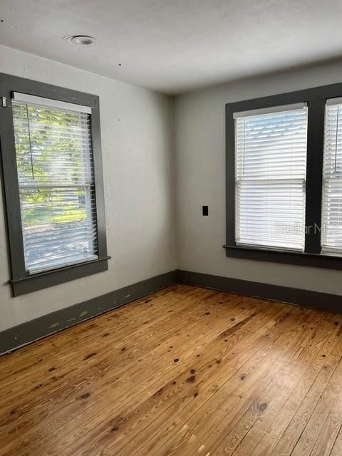 待售: $14,400 (0 贝兹, 0 浴室, 1914 平方英尺)