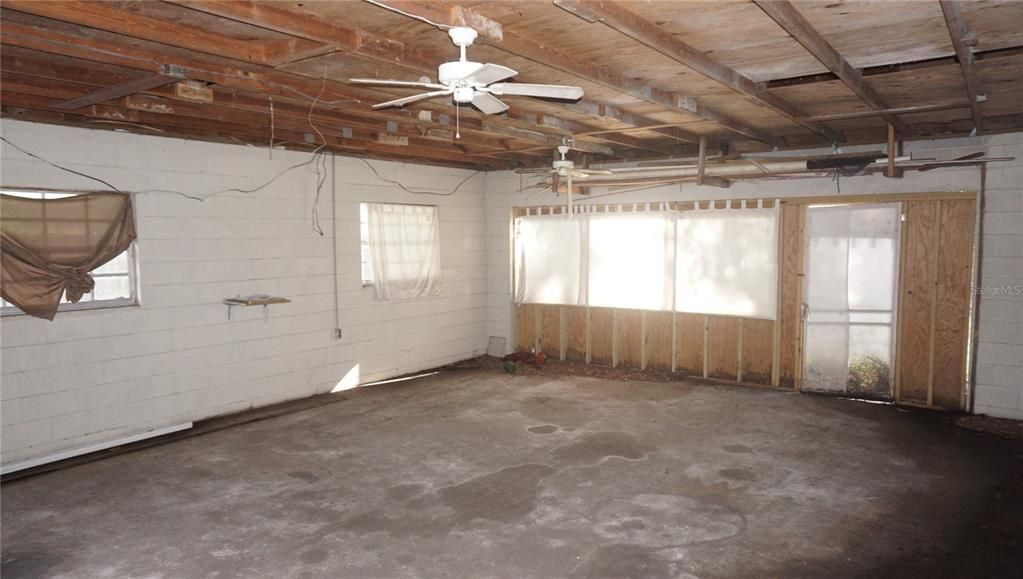 出租: $2,999 (4 贝兹, 3 浴室, 2465 平方英尺)