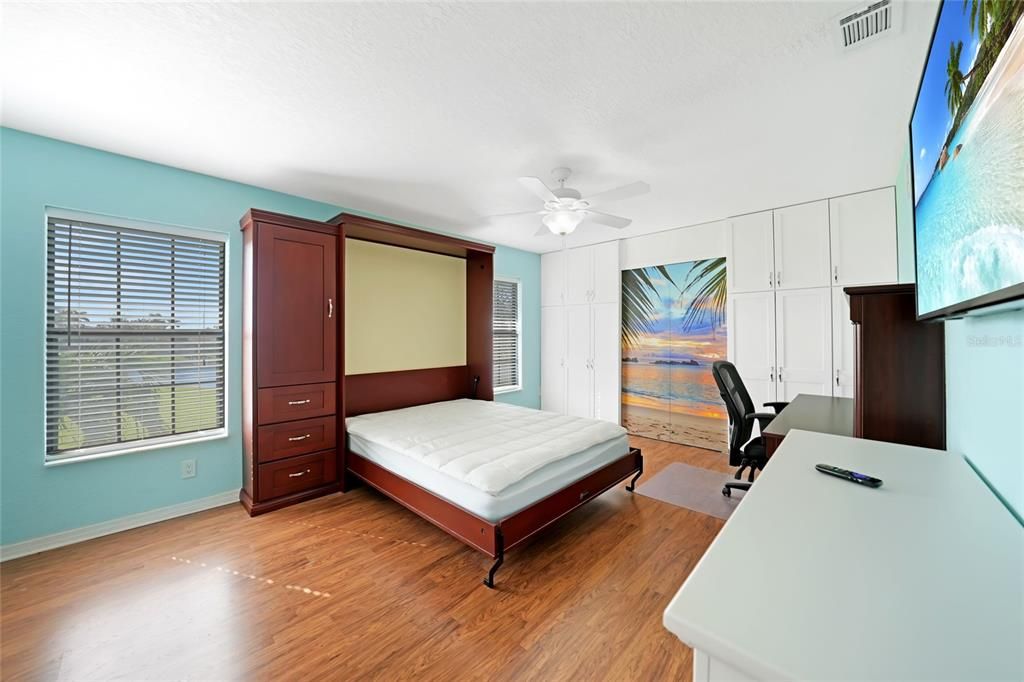 For Sale: $250,000 (2 beds, 2 baths, 1515 Square Feet)