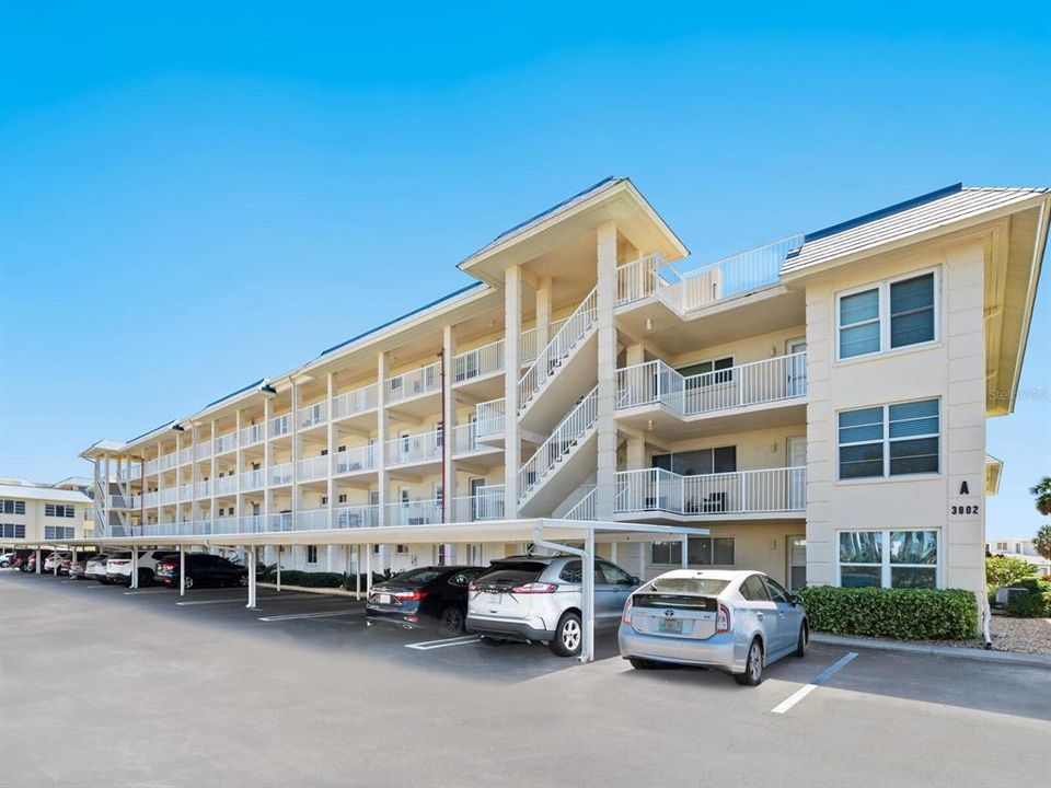 For Sale: $419,900 (2 beds, 2 baths, 1007 Square Feet)