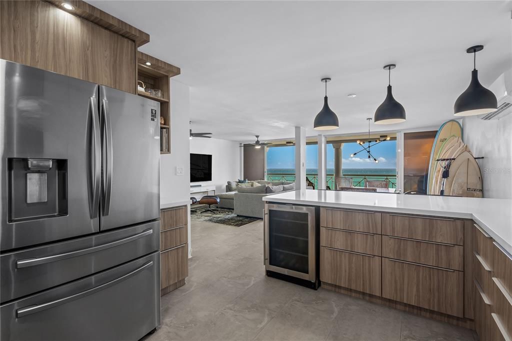 For Sale: $1,600,000 (3 beds, 2 baths, 1433 Square Feet)