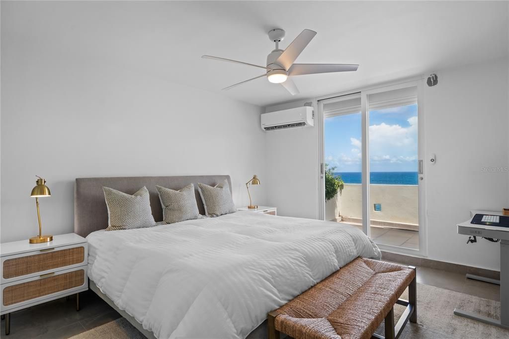 For Sale: $1,600,000 (3 beds, 2 baths, 1433 Square Feet)