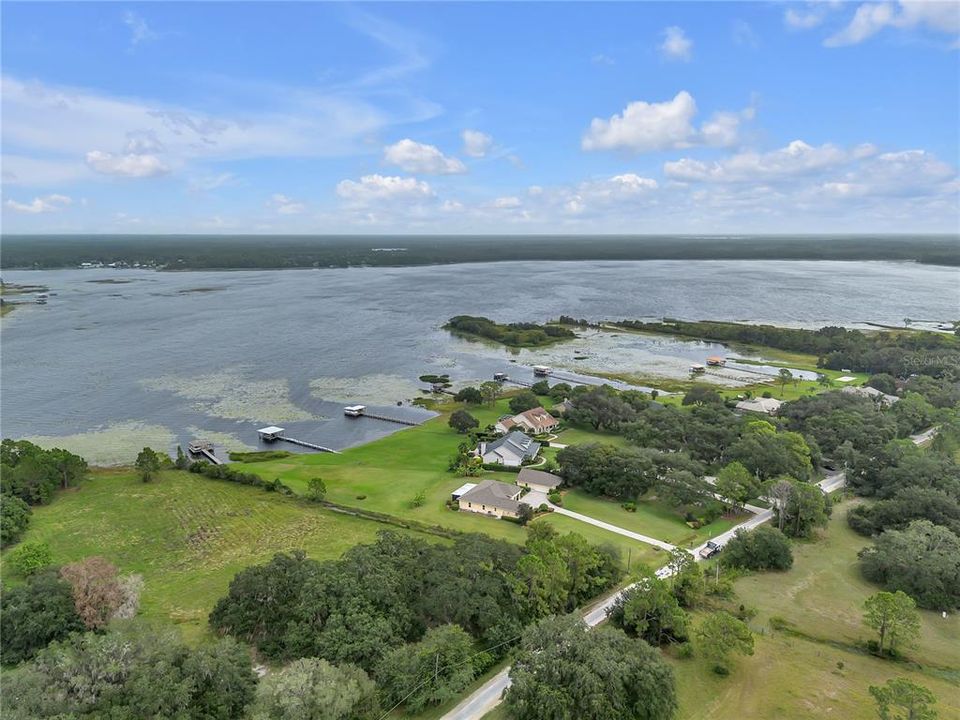 For Sale: $1,100,000 (3 beds, 3 baths, 2677 Square Feet)