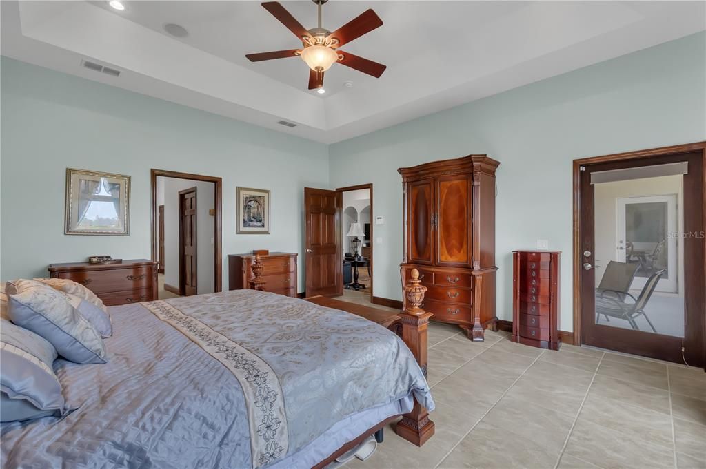 For Sale: $1,100,000 (3 beds, 3 baths, 2677 Square Feet)