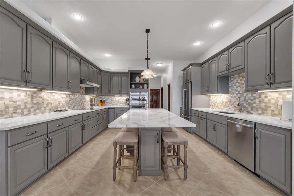 For Sale: $1,100,000 (3 beds, 3 baths, 2677 Square Feet)