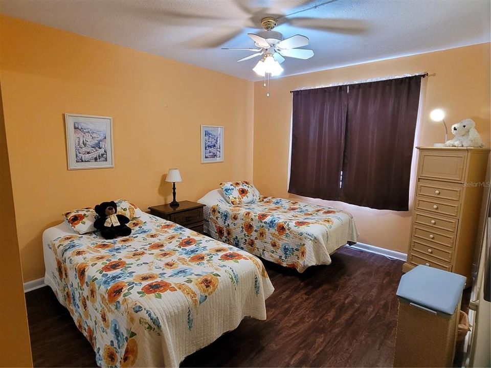 For Rent: $2,500 (3 beds, 2 baths, 1203 Square Feet)