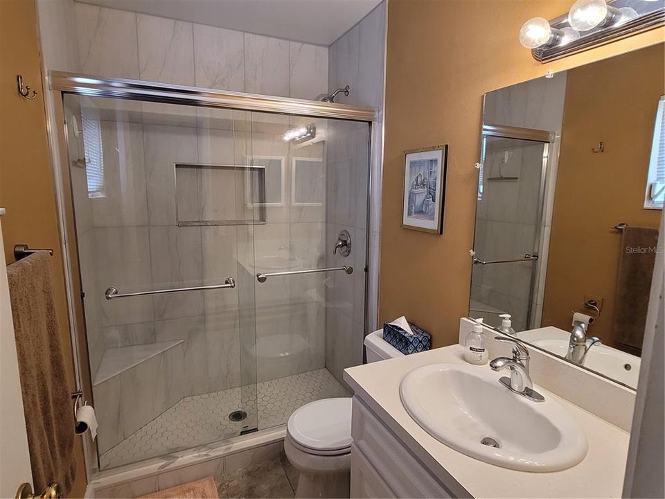 For Rent: $2,500 (3 beds, 2 baths, 1203 Square Feet)