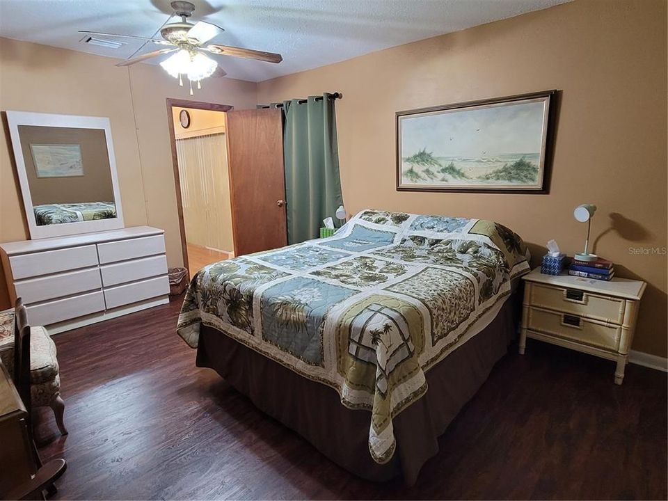 For Rent: $2,500 (3 beds, 2 baths, 1203 Square Feet)