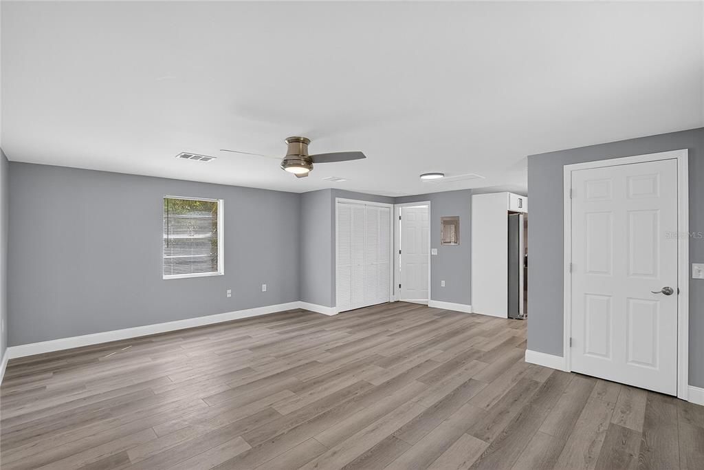 На продажу: $944,900 (6 спален, 3 ванн, 4516 Квадратных фут)