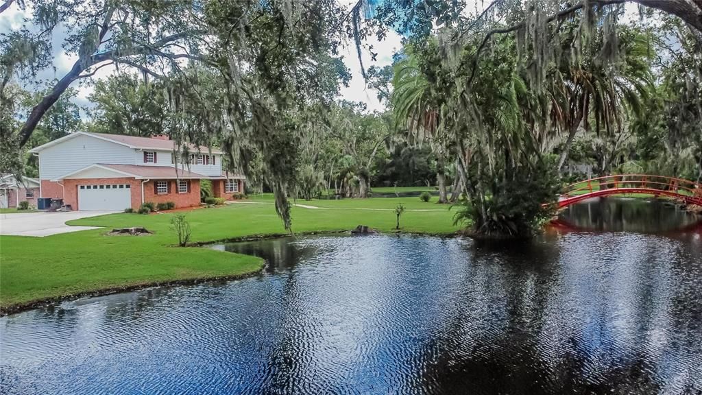 На продажу: $944,900 (6 спален, 3 ванн, 4516 Квадратных фут)