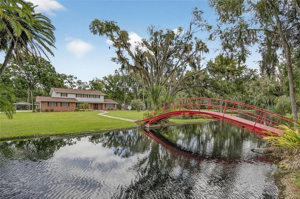 На продажу: $944,900 (6 спален, 3 ванн, 4516 Квадратных фут)