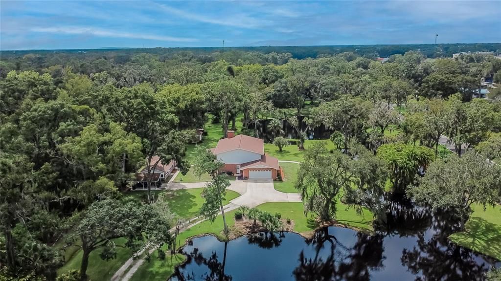 На продажу: $944,900 (6 спален, 3 ванн, 4516 Квадратных фут)