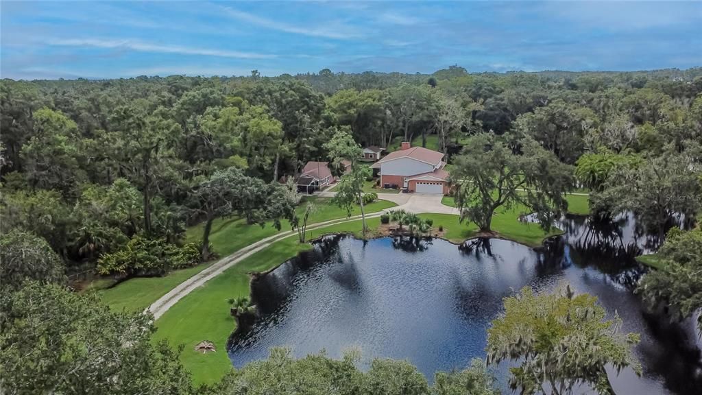 На продажу: $944,900 (6 спален, 3 ванн, 4516 Квадратных фут)