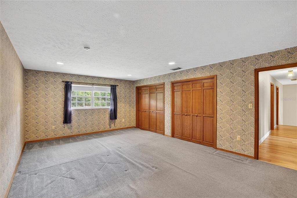 На продажу: $944,900 (6 спален, 3 ванн, 4516 Квадратных фут)