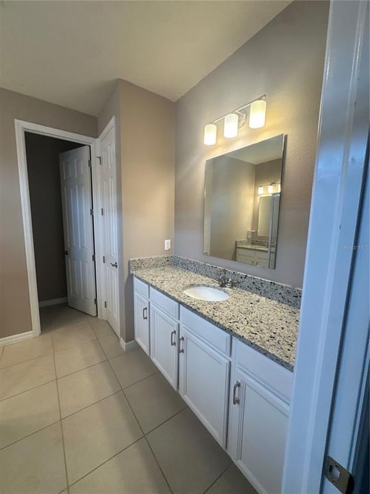 出租: $2,700 (4 贝兹, 3 浴室, 2208 平方英尺)