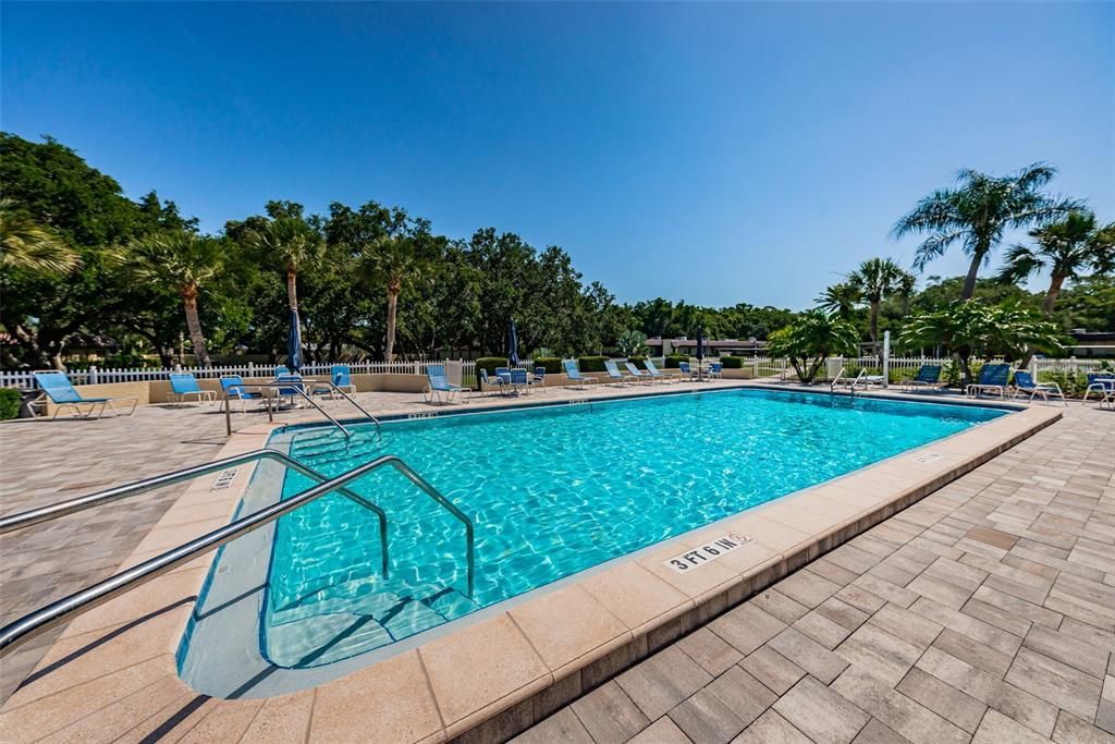 For Sale: $254,900 (2 beds, 2 baths, 1025 Square Feet)