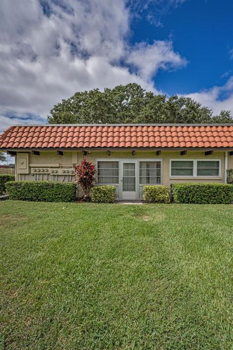 For Sale: $254,900 (2 beds, 2 baths, 1025 Square Feet)