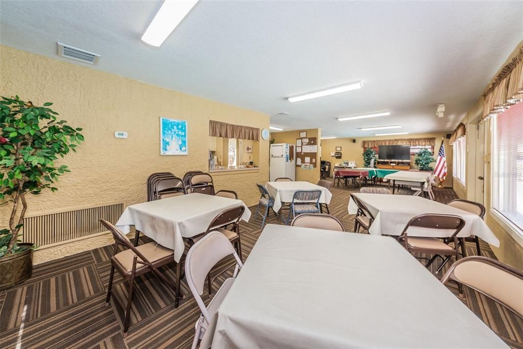 For Sale: $254,900 (2 beds, 2 baths, 1025 Square Feet)