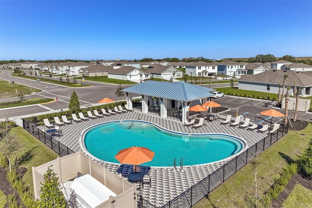 Active With Contract: $335,000 (3 beds, 2 baths, 1672 Square Feet)