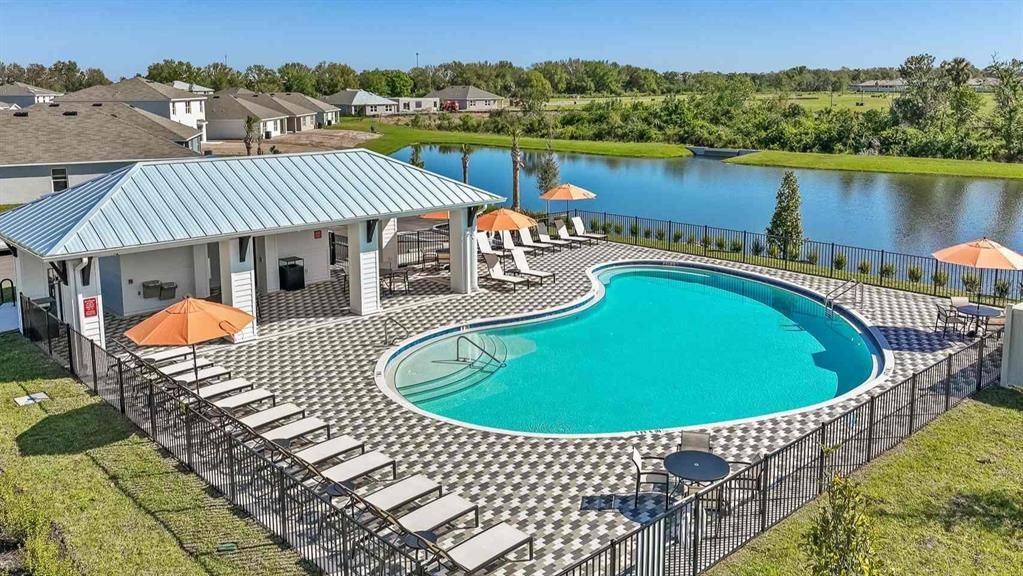 Active With Contract: $335,000 (3 beds, 2 baths, 1672 Square Feet)