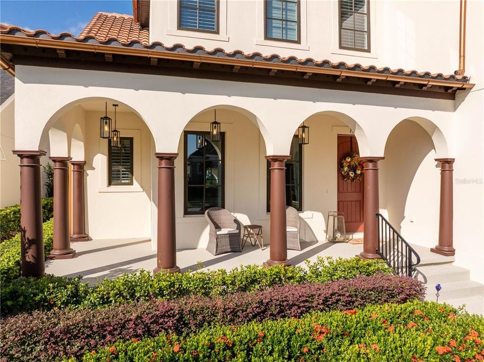 For Sale: $1,890,000 (5 beds, 5 baths, 4039 Square Feet)