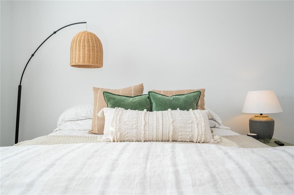 For Sale: $1,890,000 (5 beds, 5 baths, 4039 Square Feet)