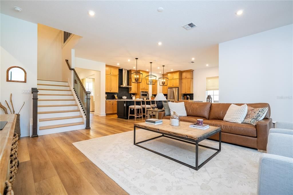 For Sale: $1,890,000 (5 beds, 5 baths, 4039 Square Feet)