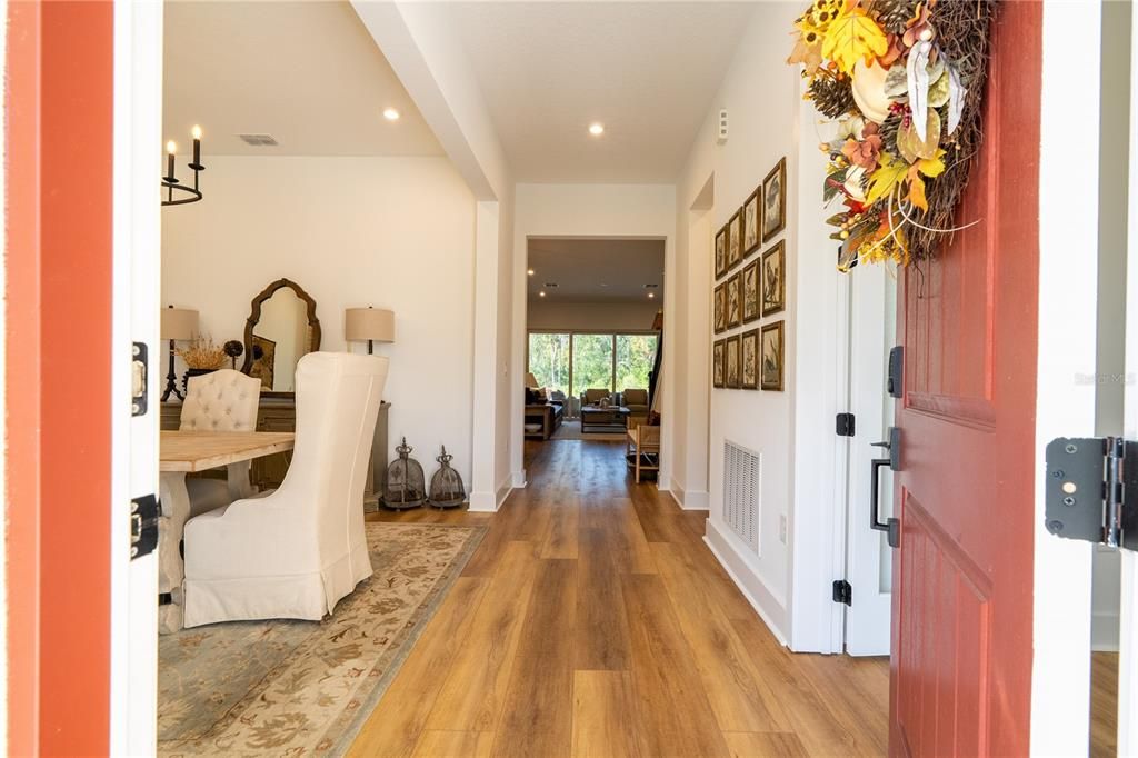 For Sale: $1,890,000 (5 beds, 5 baths, 4039 Square Feet)