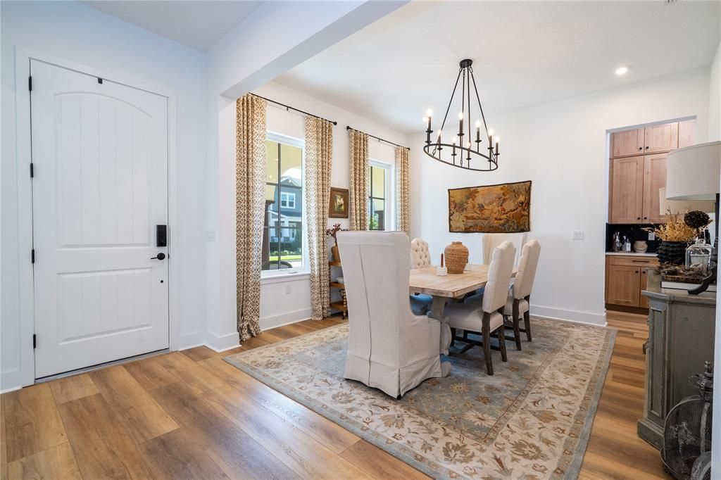 For Sale: $1,890,000 (5 beds, 5 baths, 4039 Square Feet)