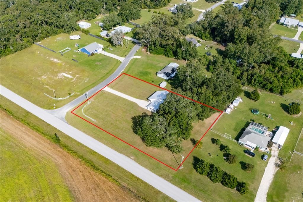 Active With Contract: $250,000 (2 beds, 2 baths, 1350 Square Feet)