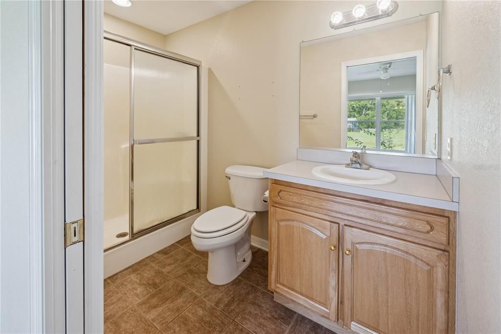 Active With Contract: $250,000 (2 beds, 2 baths, 1350 Square Feet)