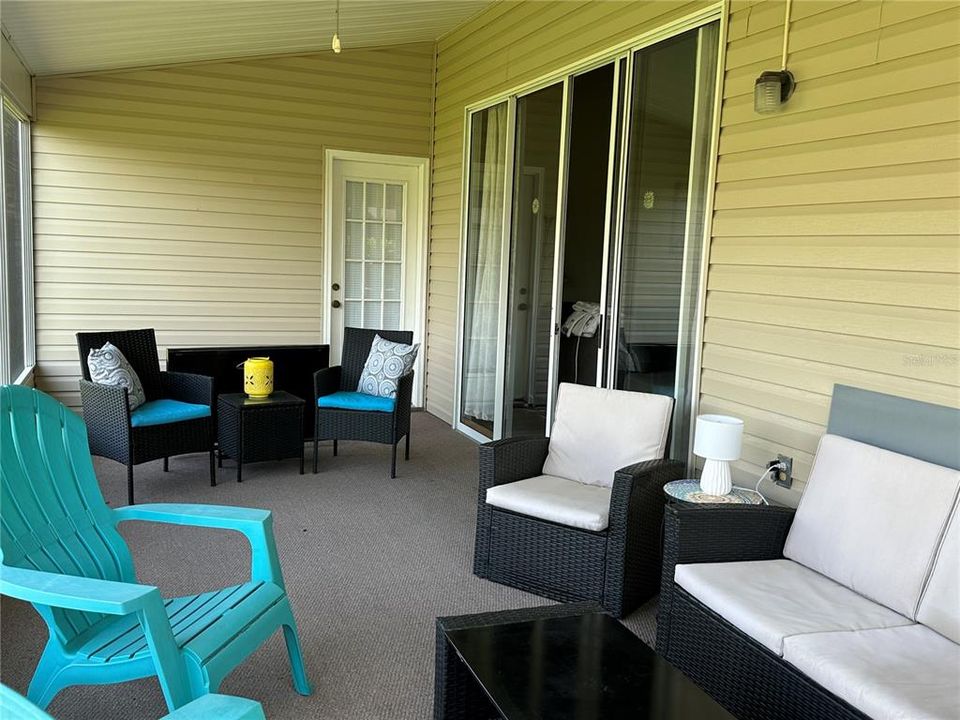 Active With Contract: $255,000 (2 beds, 2 baths, 1718 Square Feet)