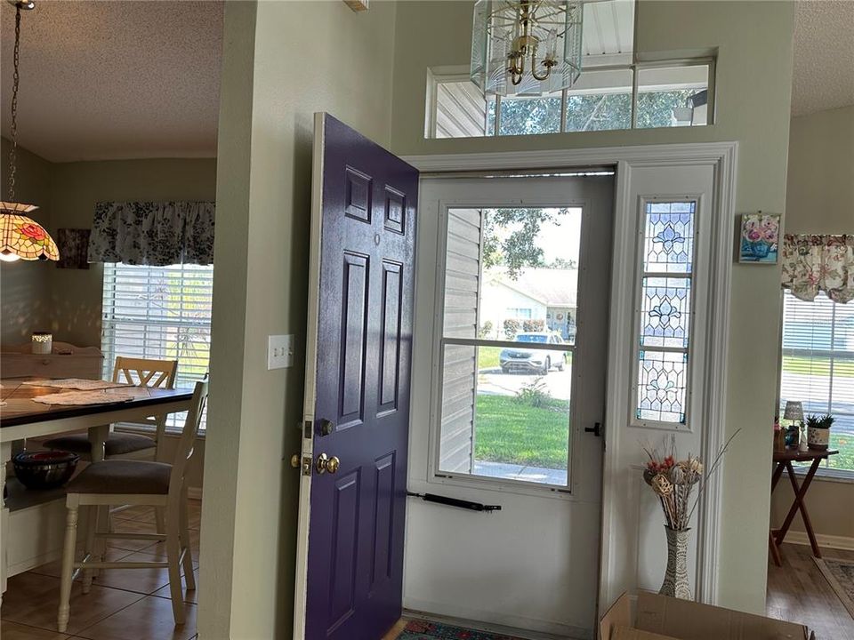 Active With Contract: $255,000 (2 beds, 2 baths, 1718 Square Feet)