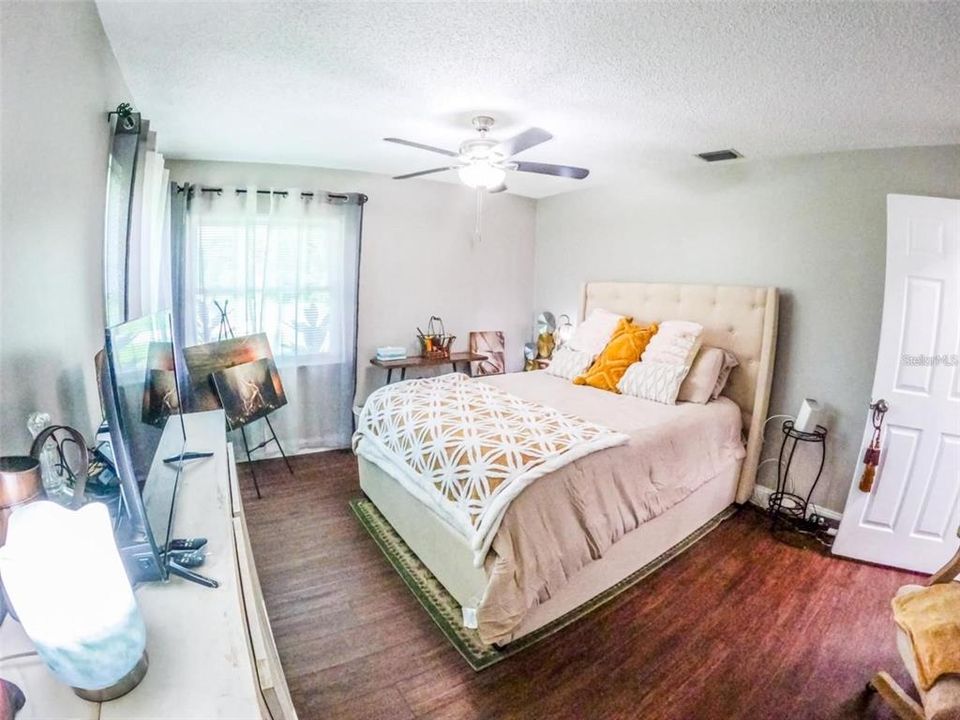 出租: $2,950 (3 贝兹, 2 浴室, 1582 平方英尺)