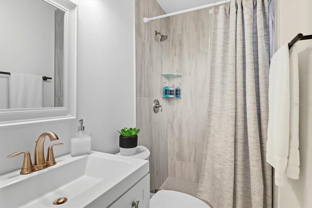 На продажу: $229,000 (3 спален, 2 ванн, 1542 Квадратных фут)