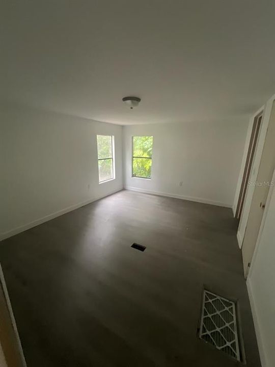 出租: $1,450 (4 贝兹, 2 浴室, 1344 平方英尺)