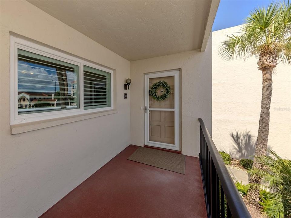 Activo con contrato: $385,000 (2 camas, 2 baños, 1236 Pies cuadrados)