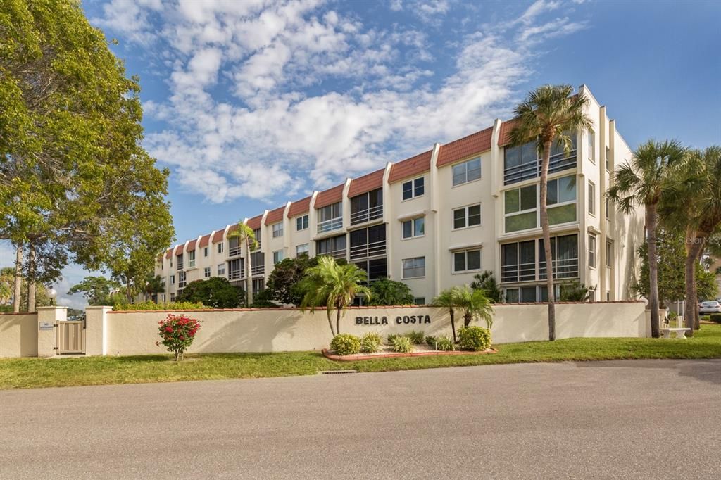 Activo con contrato: $385,000 (2 camas, 2 baños, 1236 Pies cuadrados)