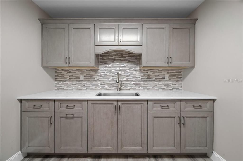 En Venta: $1,795,000 (3 camas, 2 baños, 2768 Pies cuadrados)