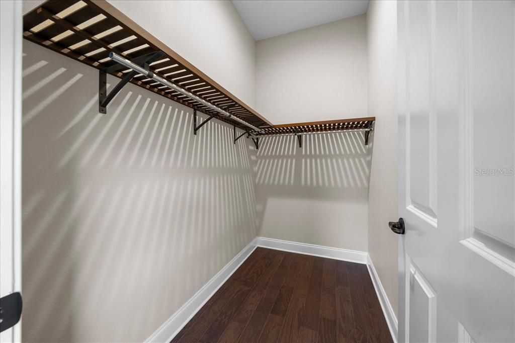 En Venta: $1,795,000 (3 camas, 2 baños, 2768 Pies cuadrados)