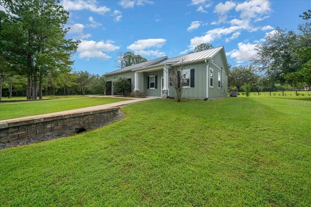 En Venta: $1,795,000 (3 camas, 2 baños, 2768 Pies cuadrados)