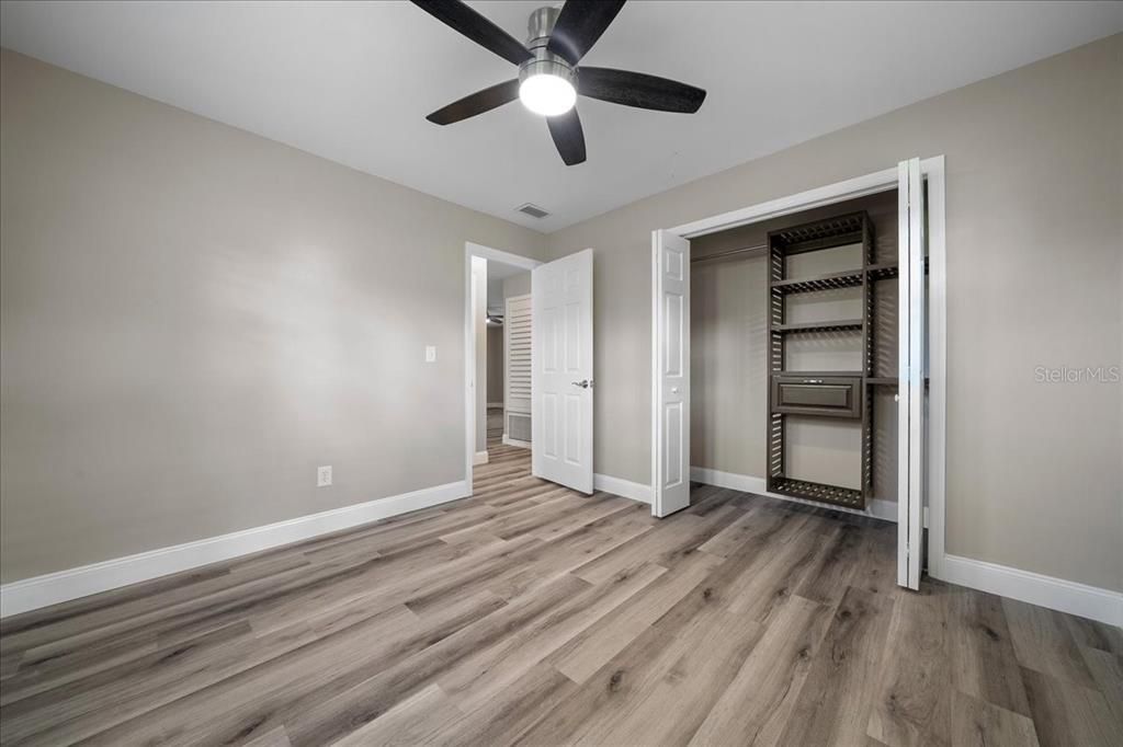 En Venta: $1,795,000 (3 camas, 2 baños, 2768 Pies cuadrados)