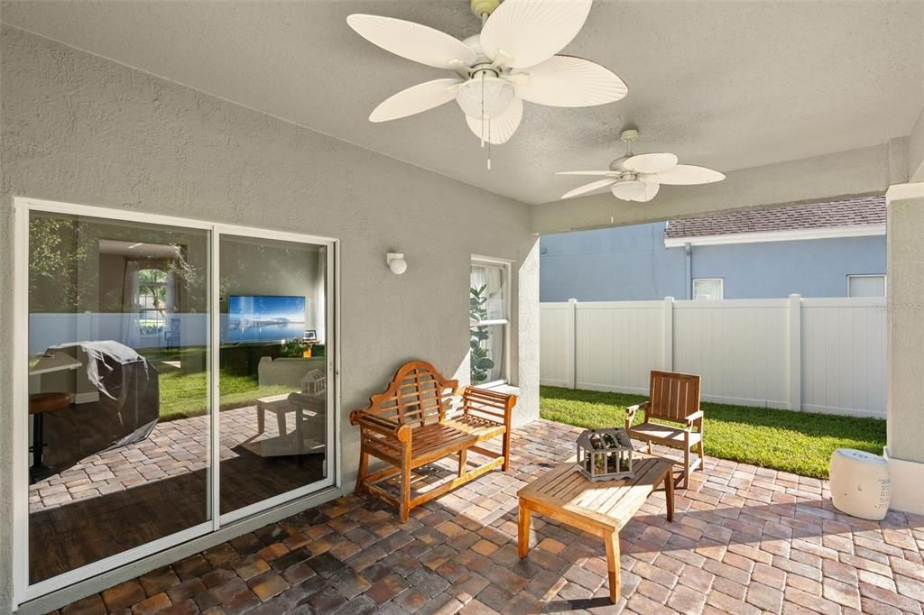 Activo con contrato: $559,000 (5 camas, 3 baños, 2762 Pies cuadrados)