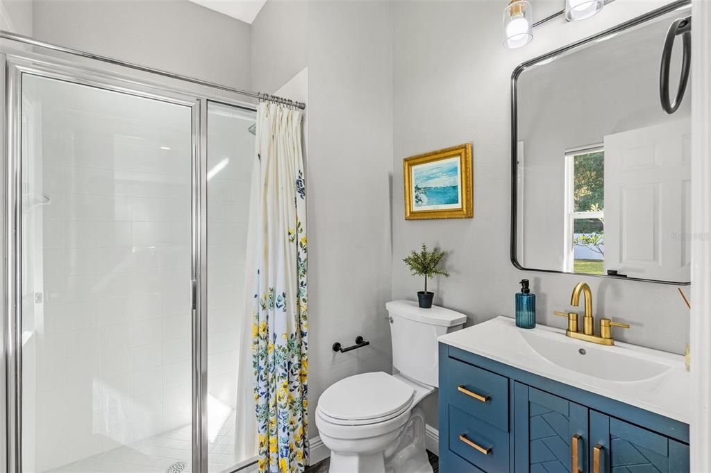 Activo con contrato: $559,000 (5 camas, 3 baños, 2762 Pies cuadrados)