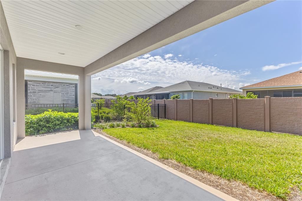 Activo con contrato: $419,990 (2 camas, 2 baños, 2056 Pies cuadrados)