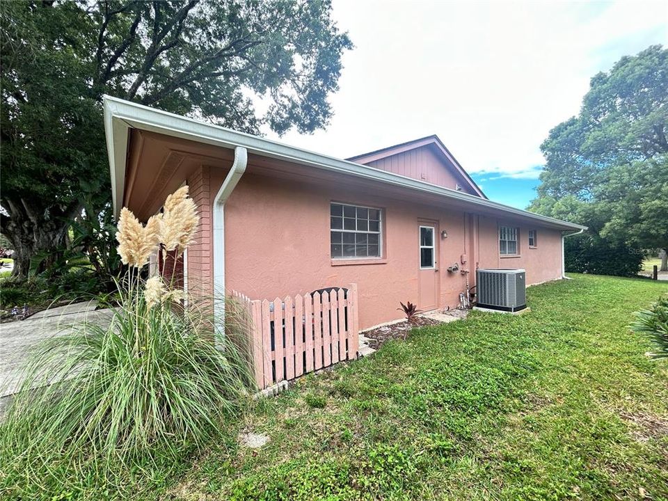 For Sale: $349,900 (3 beds, 2 baths, 1771 Square Feet)