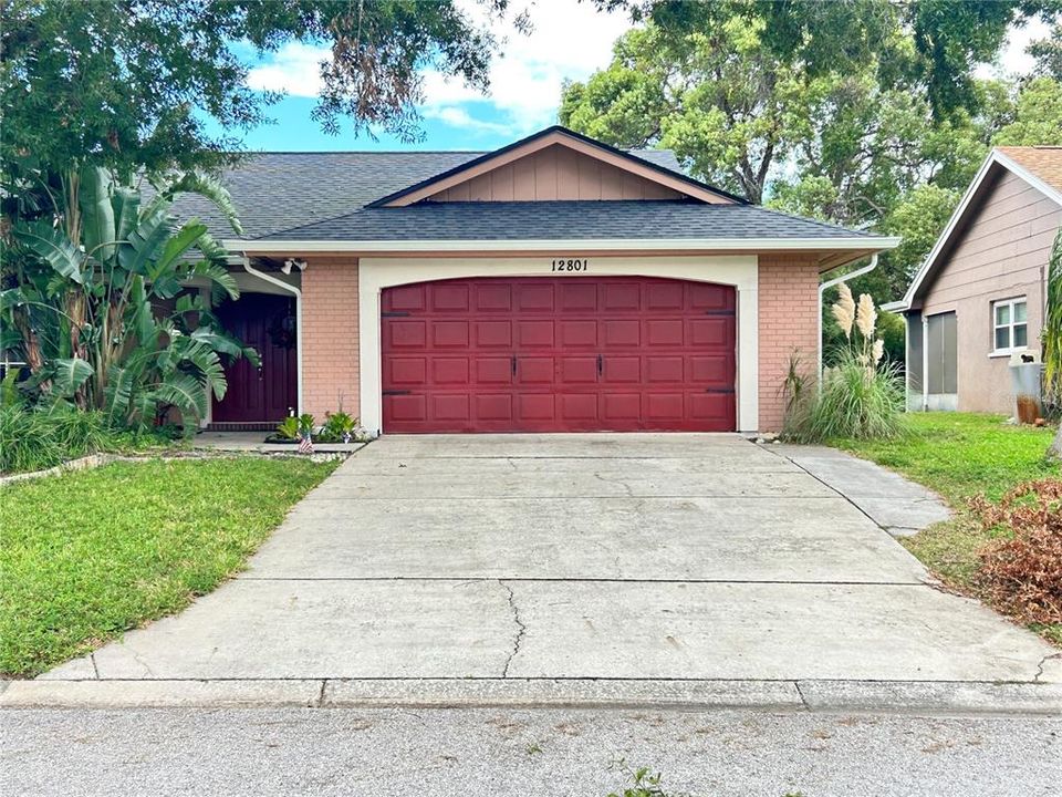 For Sale: $349,900 (3 beds, 2 baths, 1771 Square Feet)